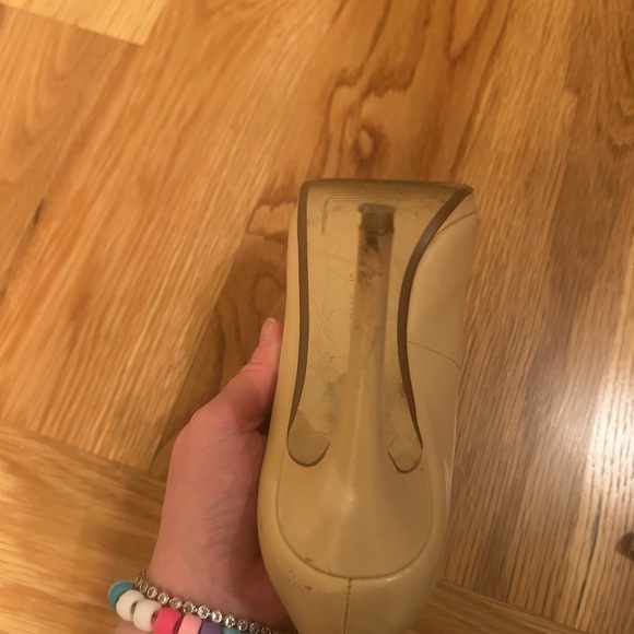 Banana Republic Women's Nude Heels - Picture 7 of 16